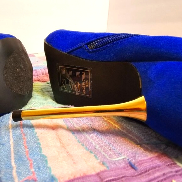 Shoedazzle Blue Suede Stiletto Ankle Boot, Size 9 - Picture 5 of 8